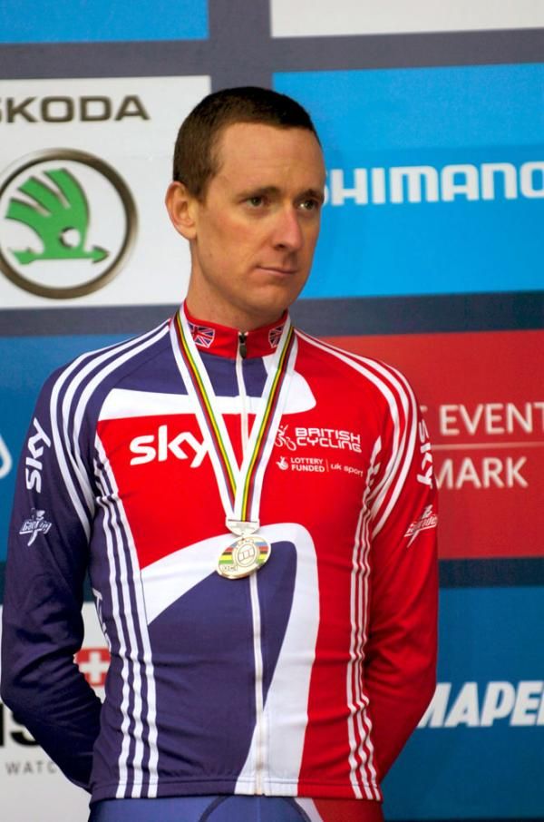 Wiggins with his silver medal