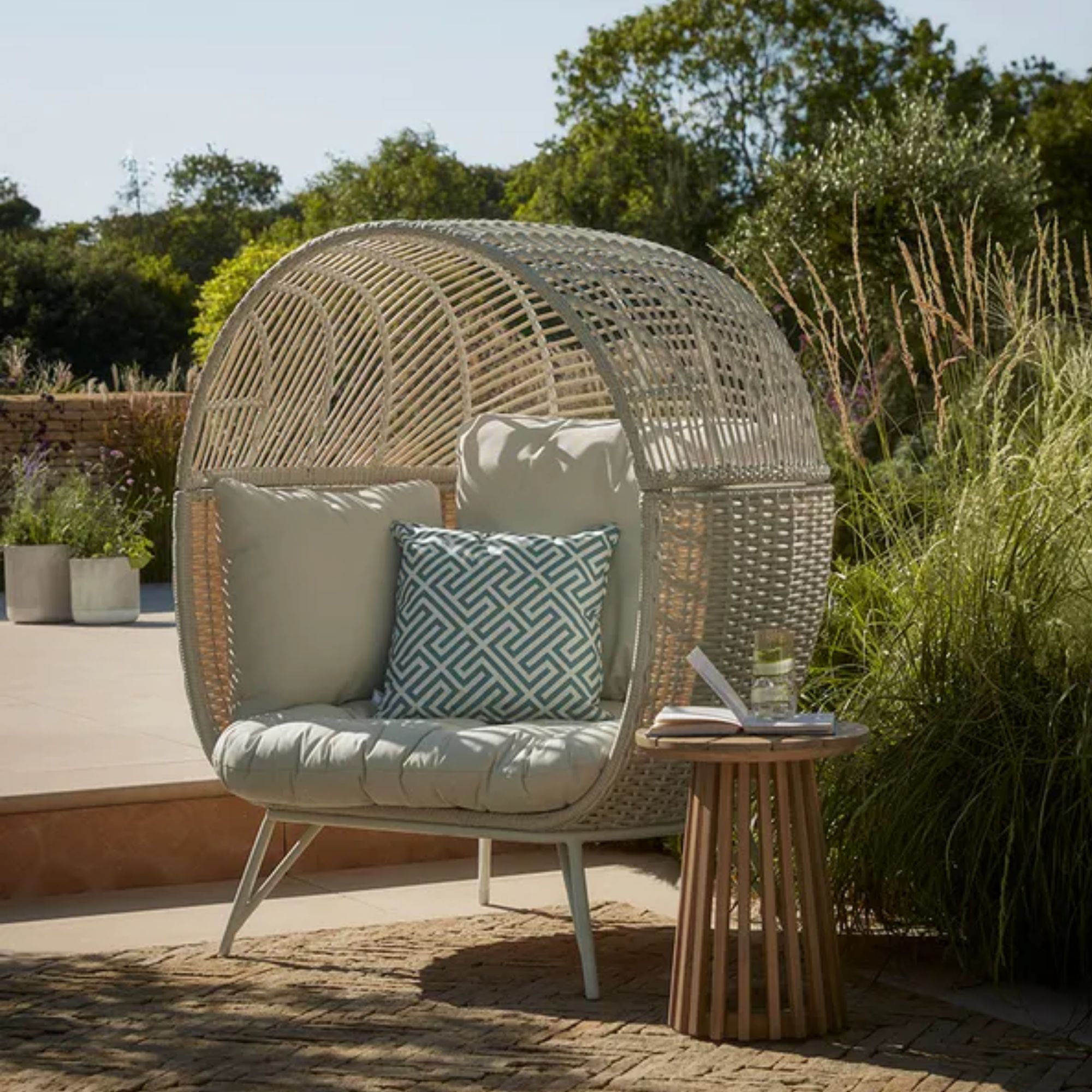 coxandcox, Paseo Indoor Outdoor Occasional Chair