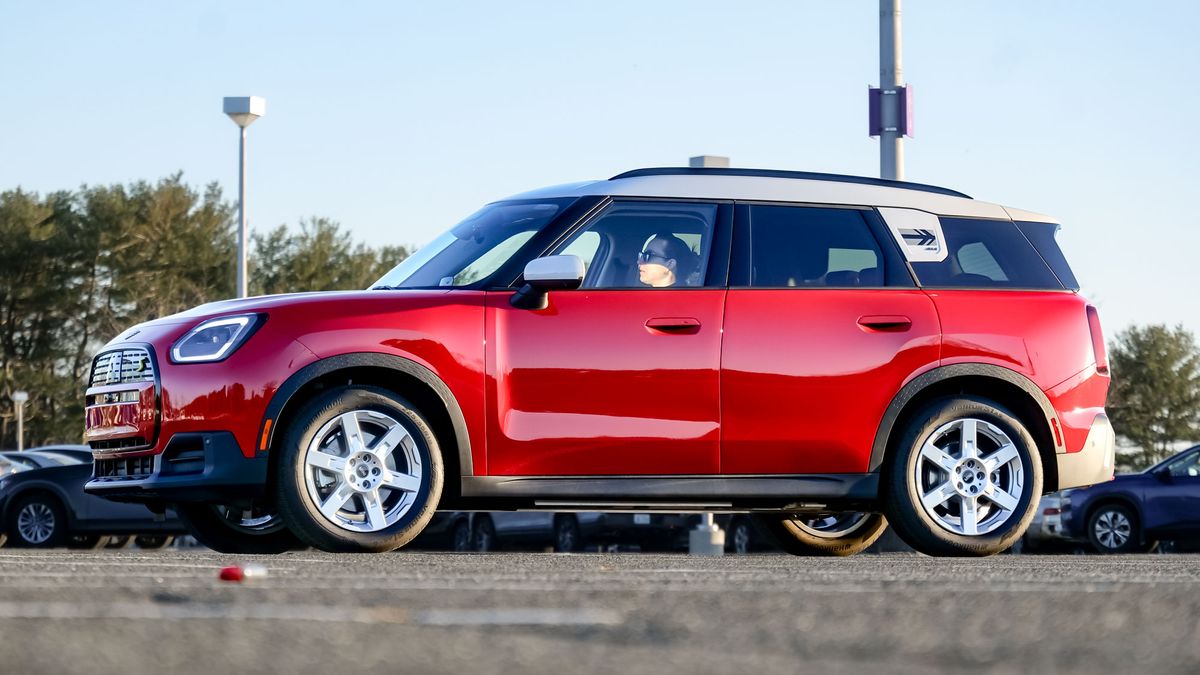 2025 Mini Cooper Countryman SE All4 review.