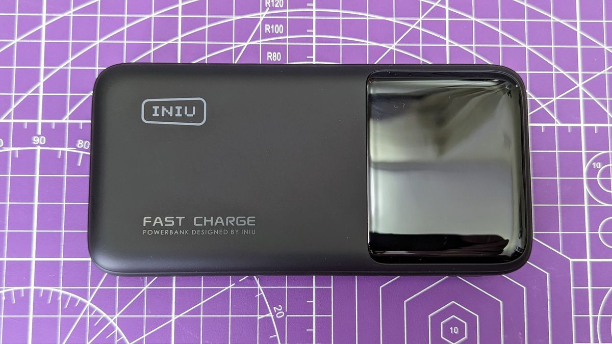 INIU B62 20,000mAh power bank
