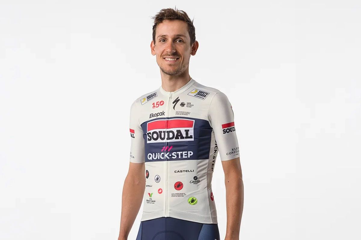 サイン入り Soudal Quick-Step サイクルジャージ Soudal-QuickStep unveil cream Giro d'Italia jersey in tribute to