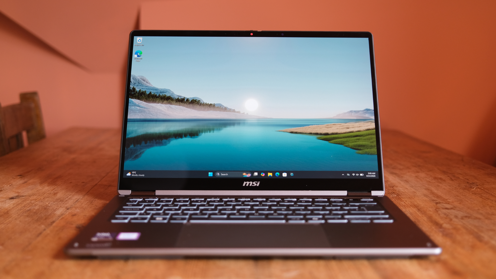 MSI Prestige 14 Flip AI+ review