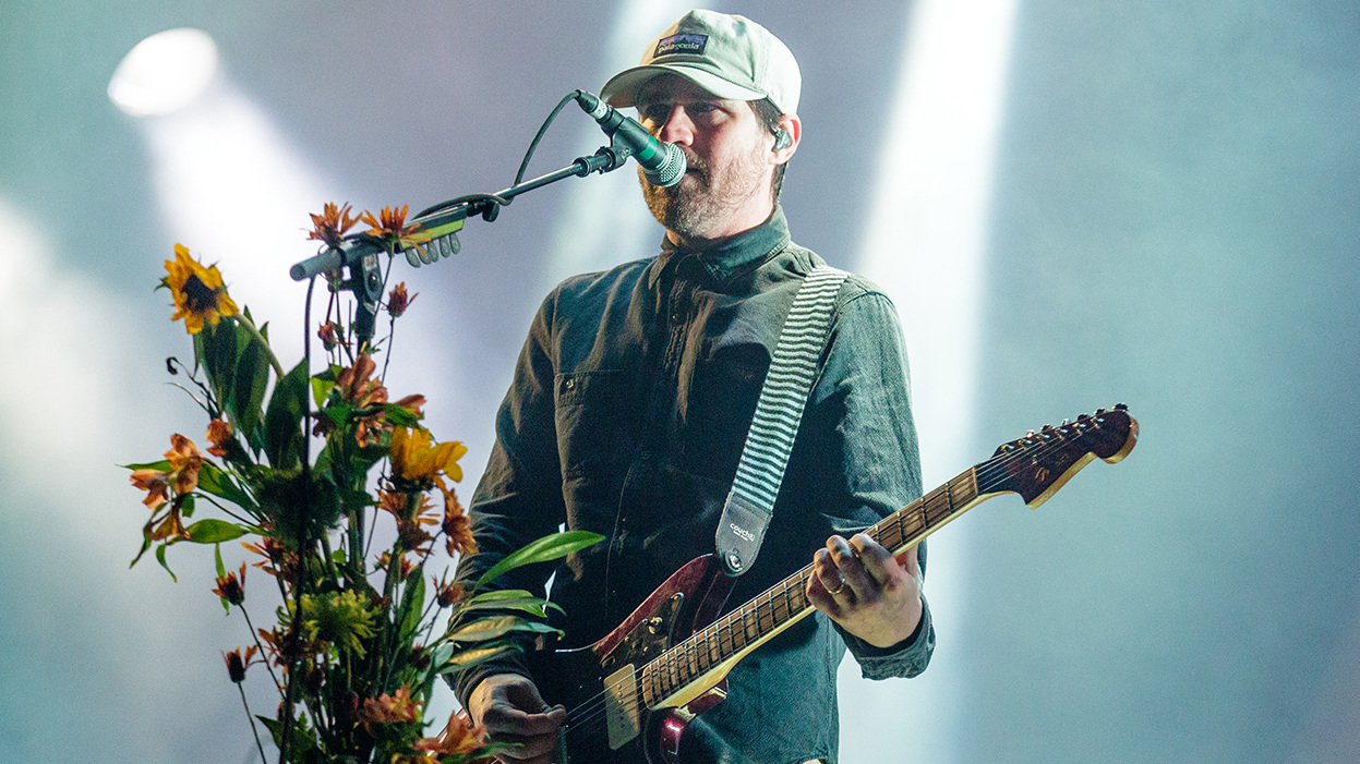 Two Alleged Victims of Brand New's Jesse Lacey Detail Years of Sexual  Exploitation of Minors