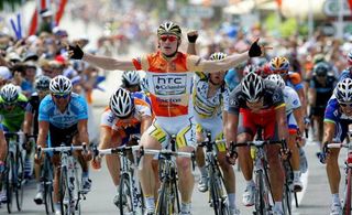 Andre Greipel (HTC-Columbia) takes his third stage win of the tour.