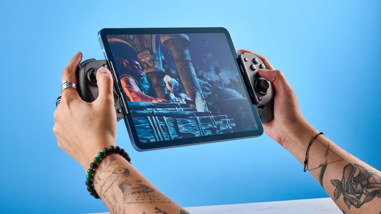 I've always wanted a PlayStation Portal but with a bigger screen so I tried this mobile controller — and it turned my iPad into a gaming powerhouse