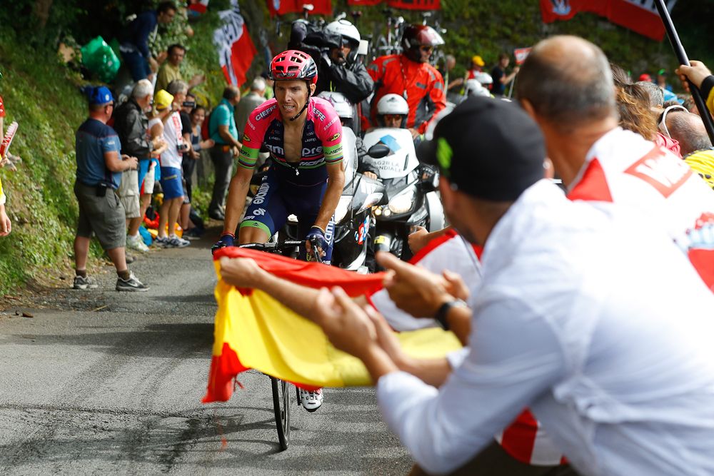Rui Costa was the final survivor from the breakaway during stage 19