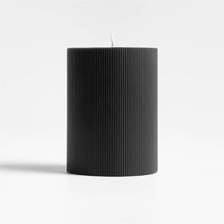 Black ribbed candle