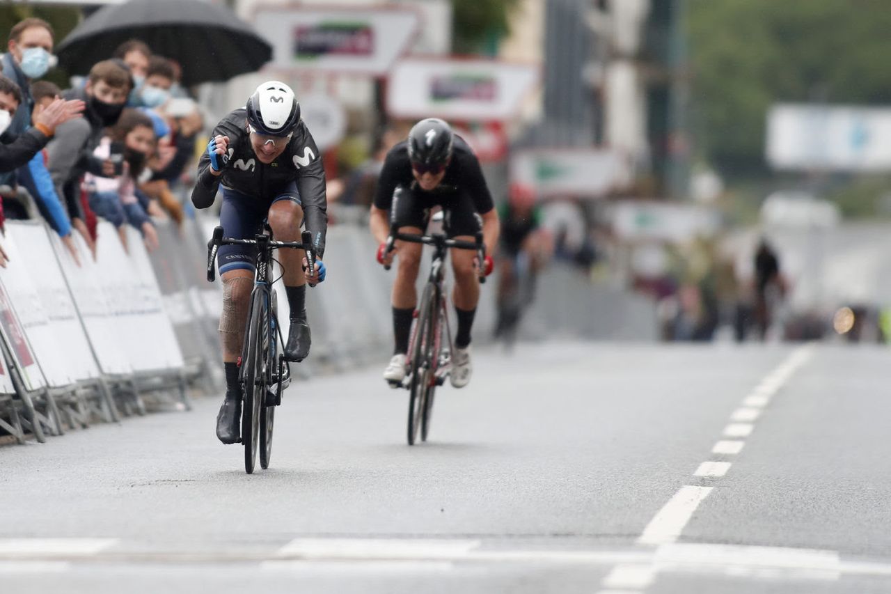 Annemiek van Vleuten (Movistar) en route to victory