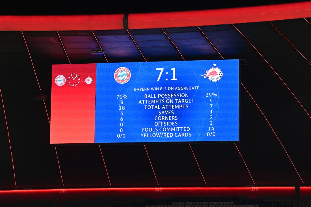 The scoreboard shows 7-1 to Bayern Munich