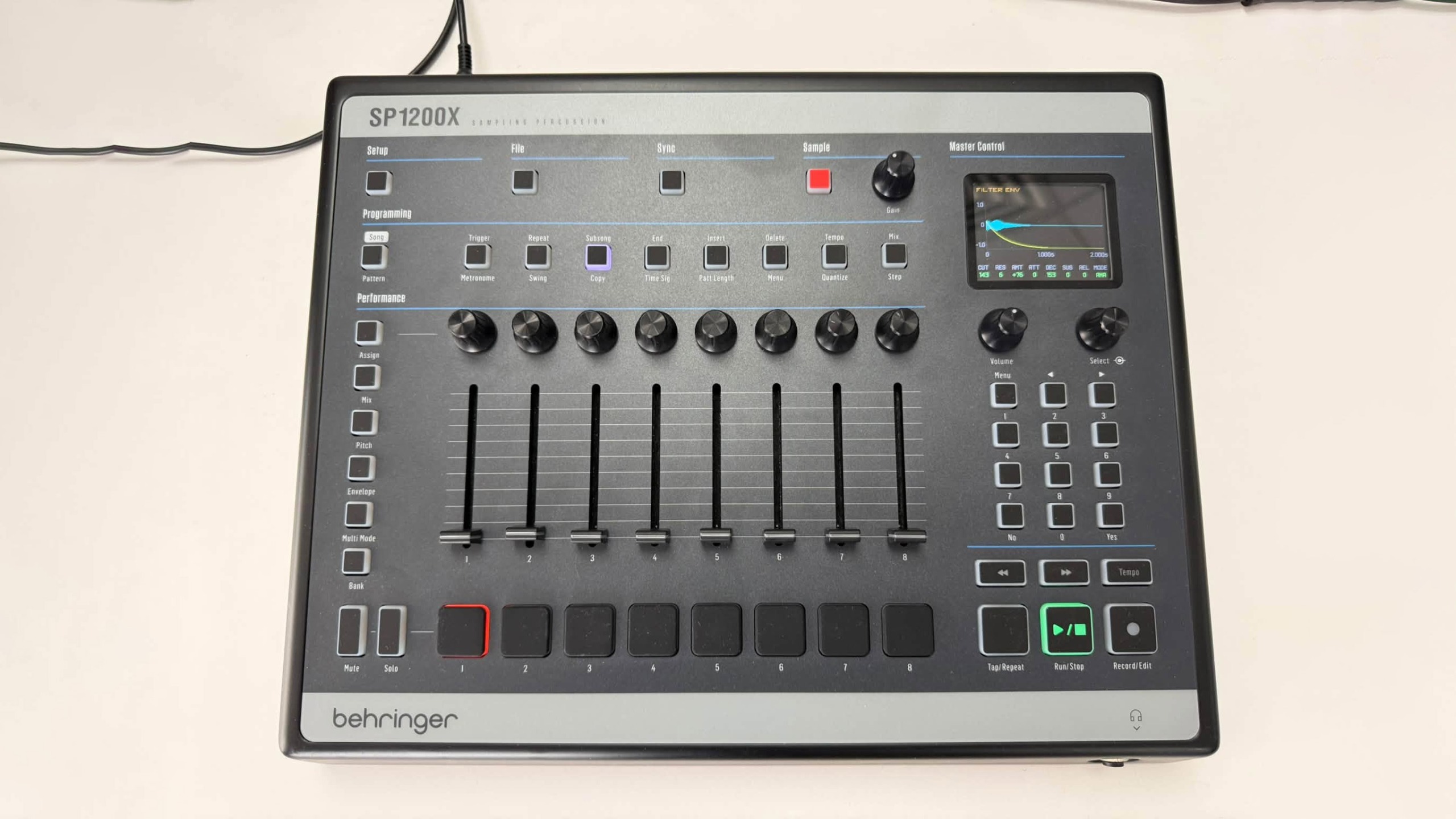 behringer