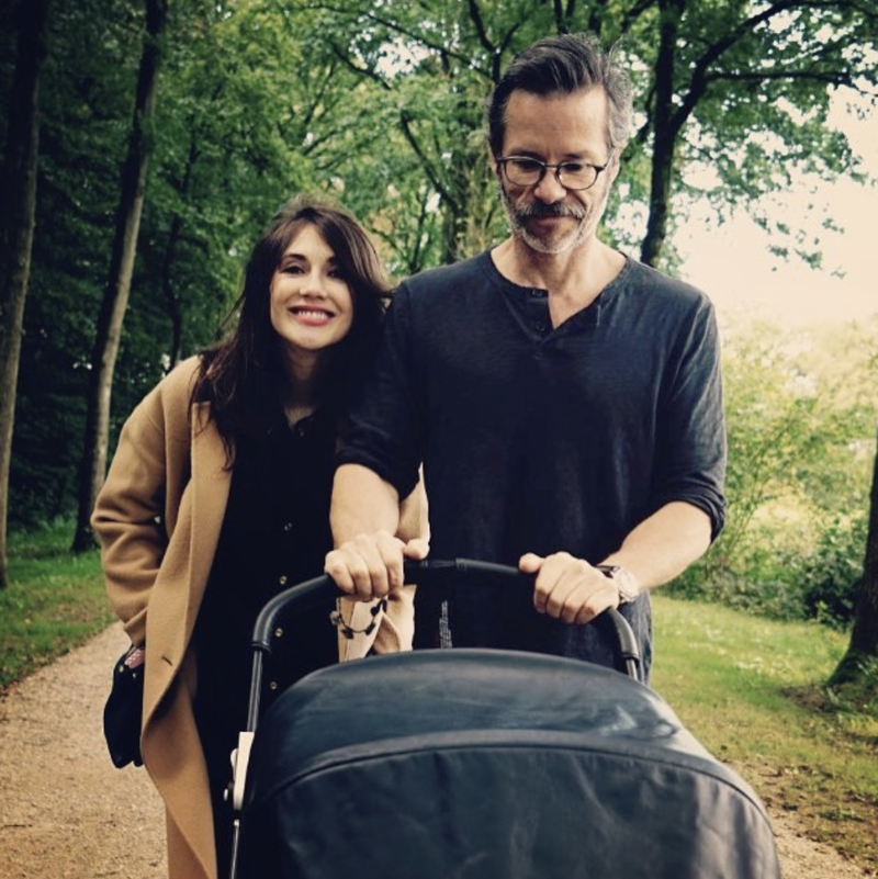 Who Every Cast Member in Game of Thrones Is Dating IRL Game of Thrones Actors Dating Marie