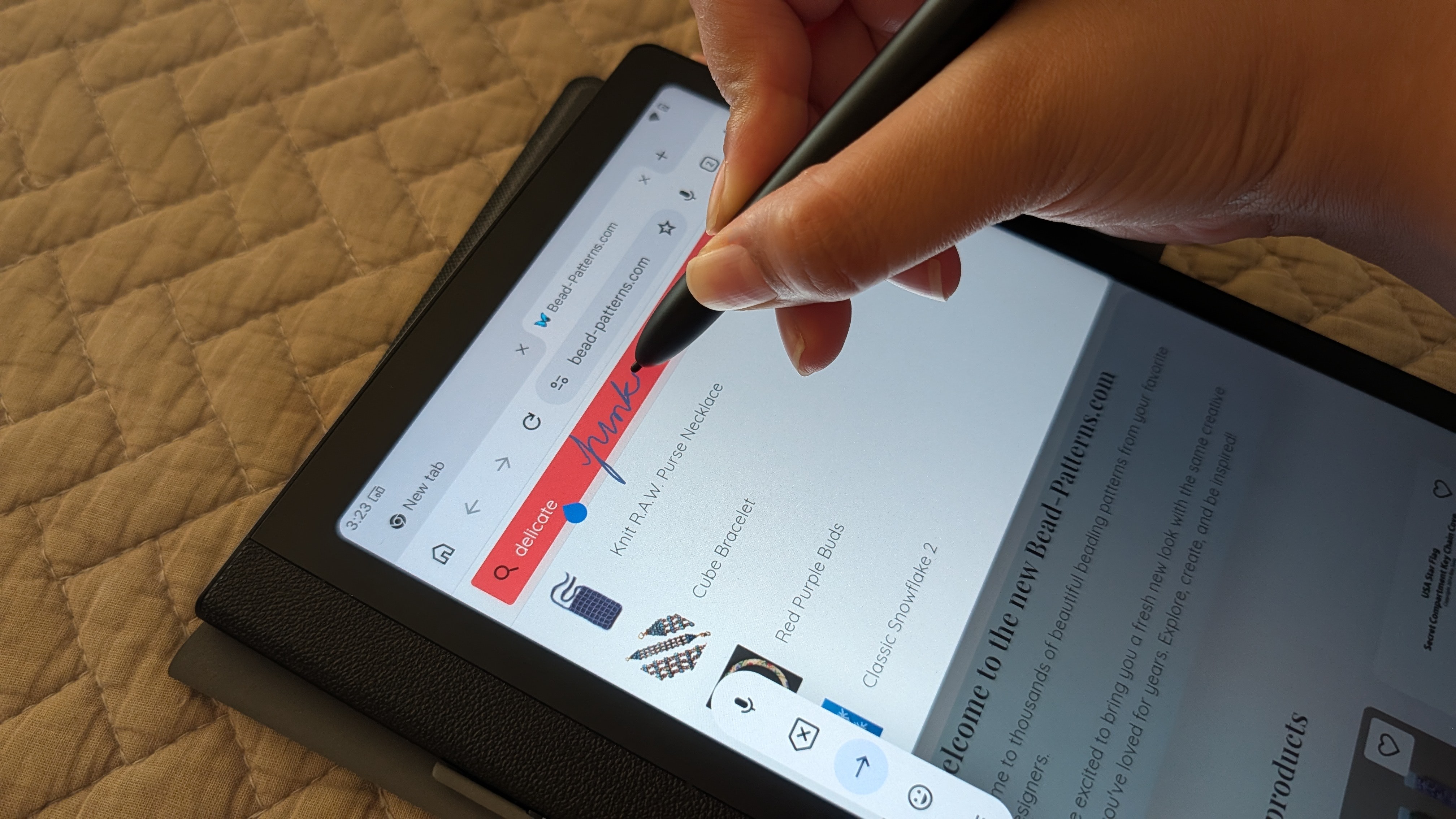 Huion Note E Android tablet with a stylus and paper-like display