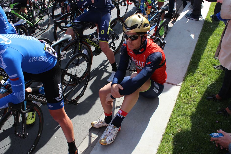 Niccolo Bonifazio chills out ahead of the start