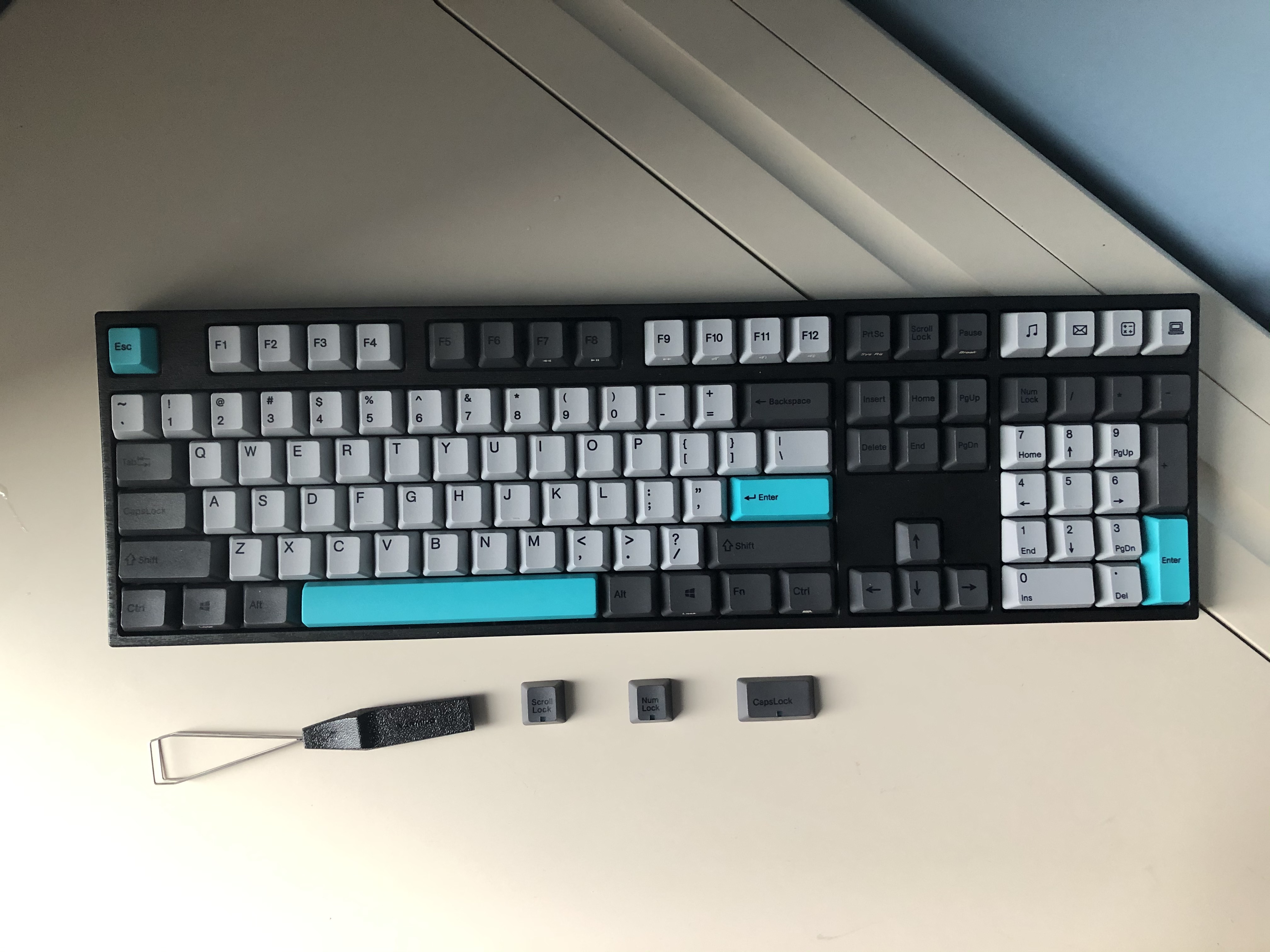 Varmilo MA108M Moonlight Review: Smooth EC Sakura V2 Switches | Tom's ...