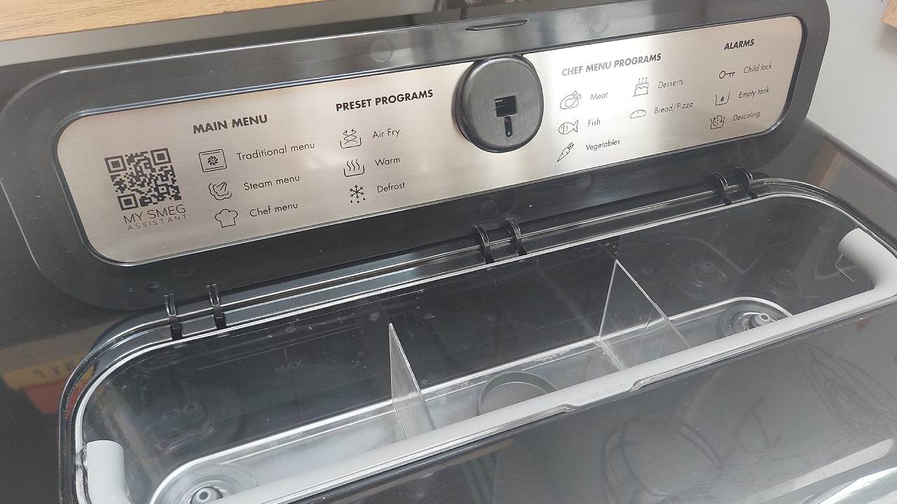 Smeg 10-in-1 Countertop Oven