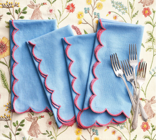 Blue and red napkins