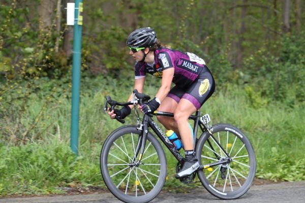 Latoya Brulee (Topsport Vlaanderen 2012) is about to make contact with McConville