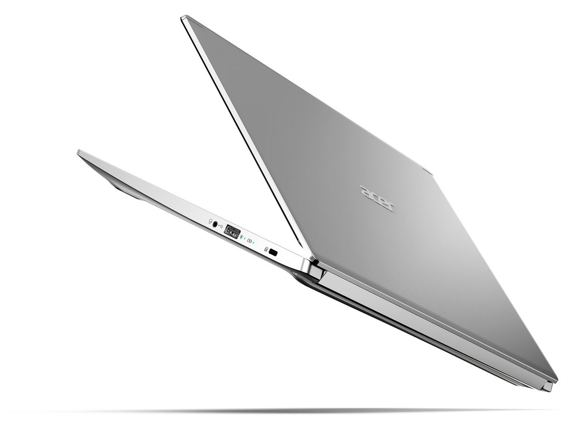 Acer Aspire 5 Back