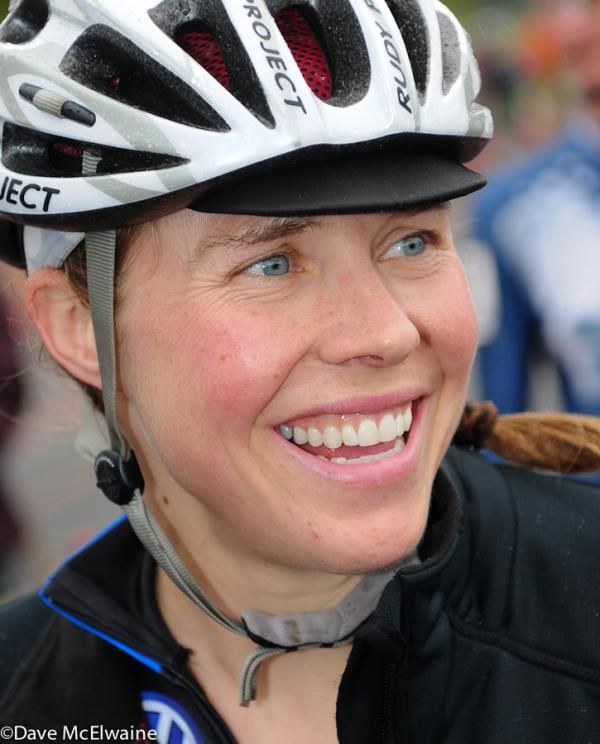 Amanda Carey (Volkswagen Boise Cycling) on the first row