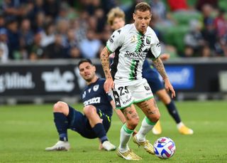 Alessandro Diamanti in action for Western United against Melbourne Victory in March 2013.