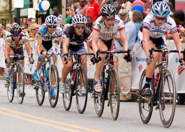 The break prepares for the final sprint.