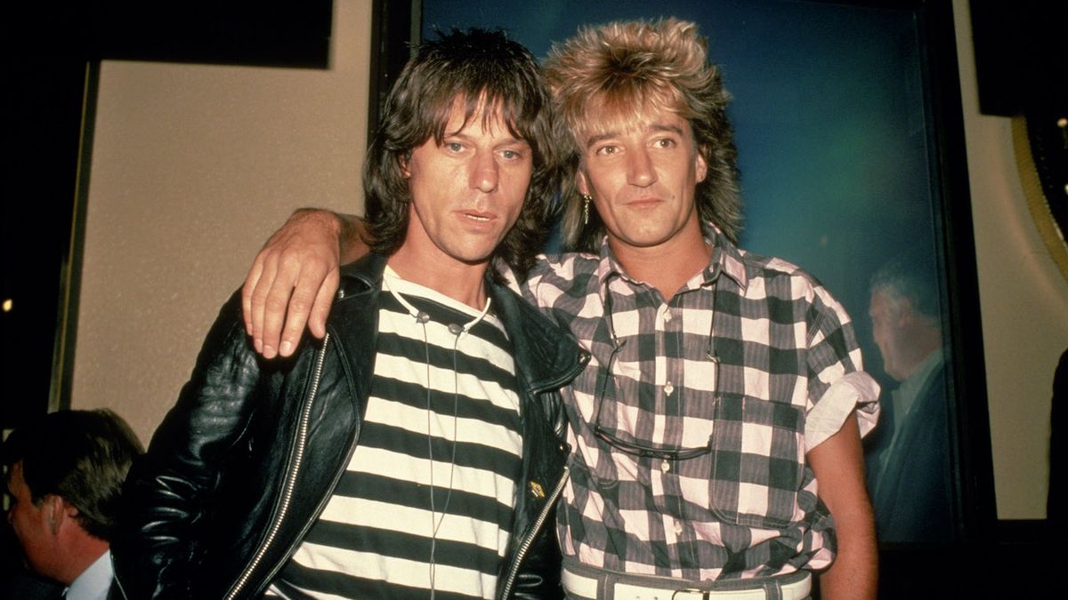 “Jeff was a great guy, but he wasn’t a great bandleader”: Sir Rod Stewart recalls his time singing in the Jeff Beck Group