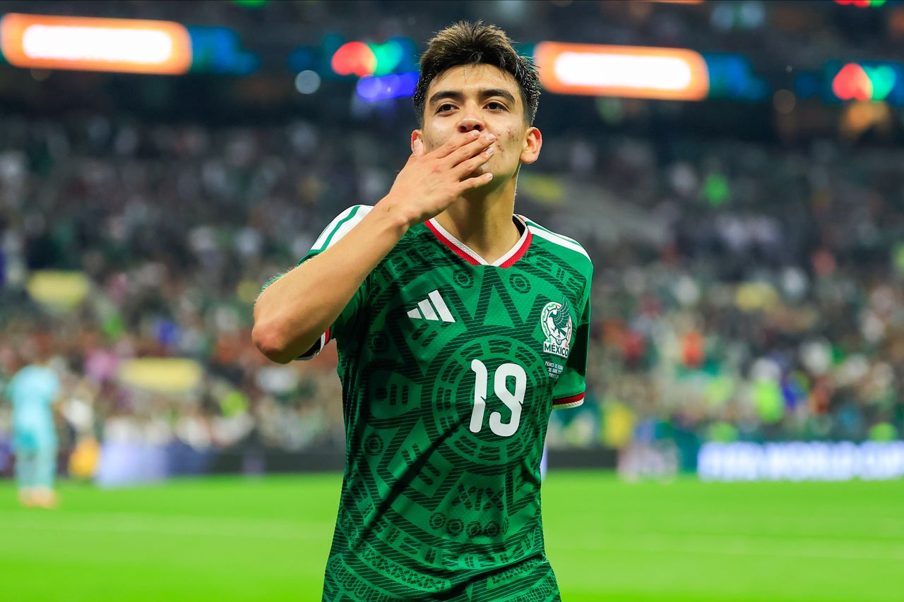 Who is Gilberto Mora? Mexico pocket rocket has England upset in his teenage sights