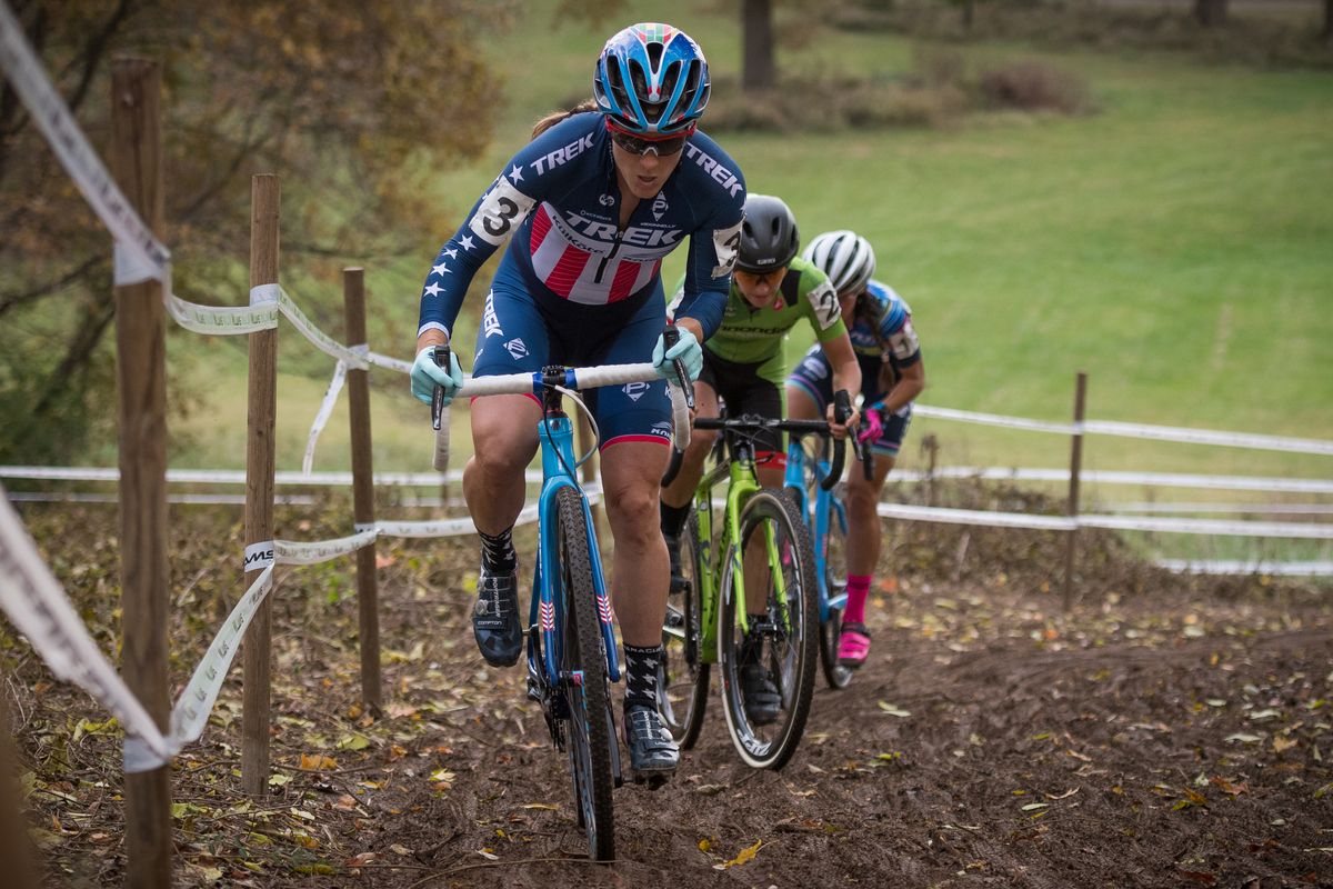 Katie Compton (Trek) leading during lap 1