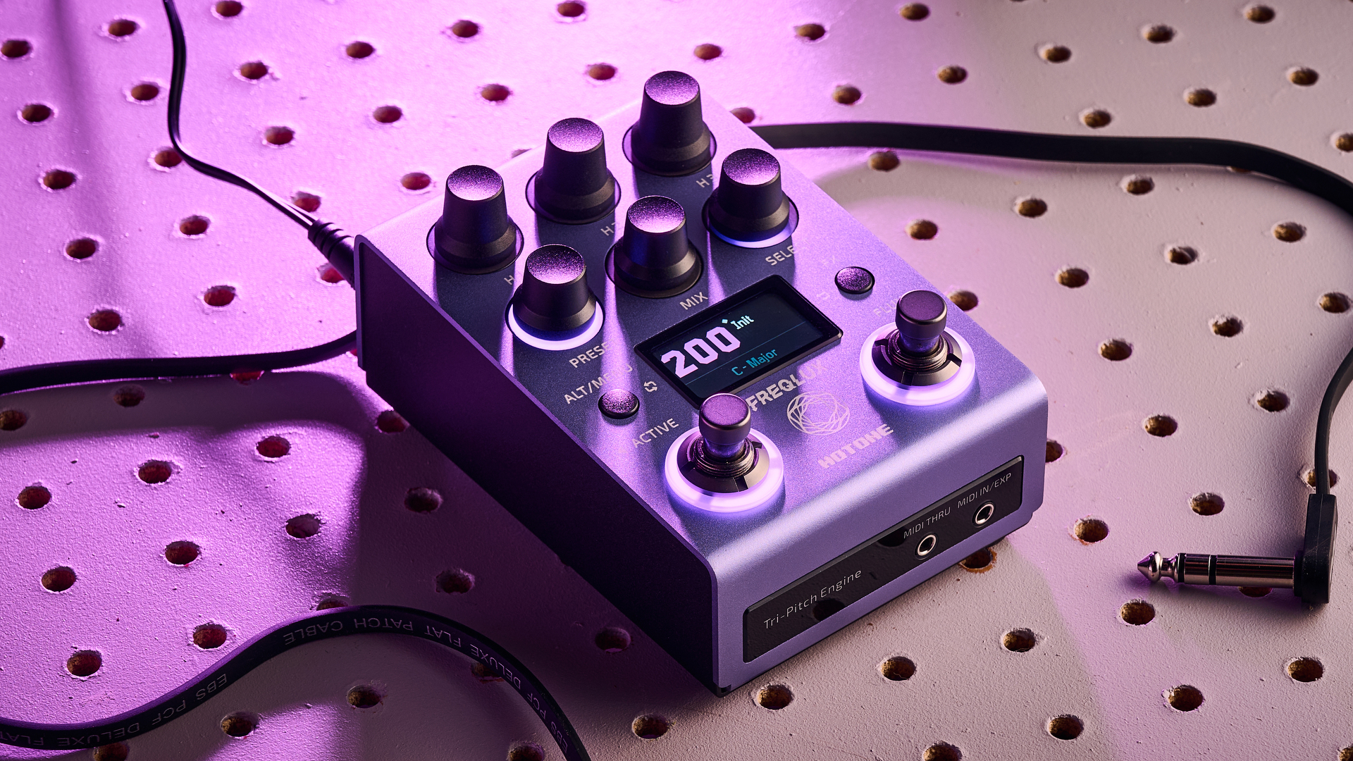 Hotone Freqlux Tri-Pitch pedal review