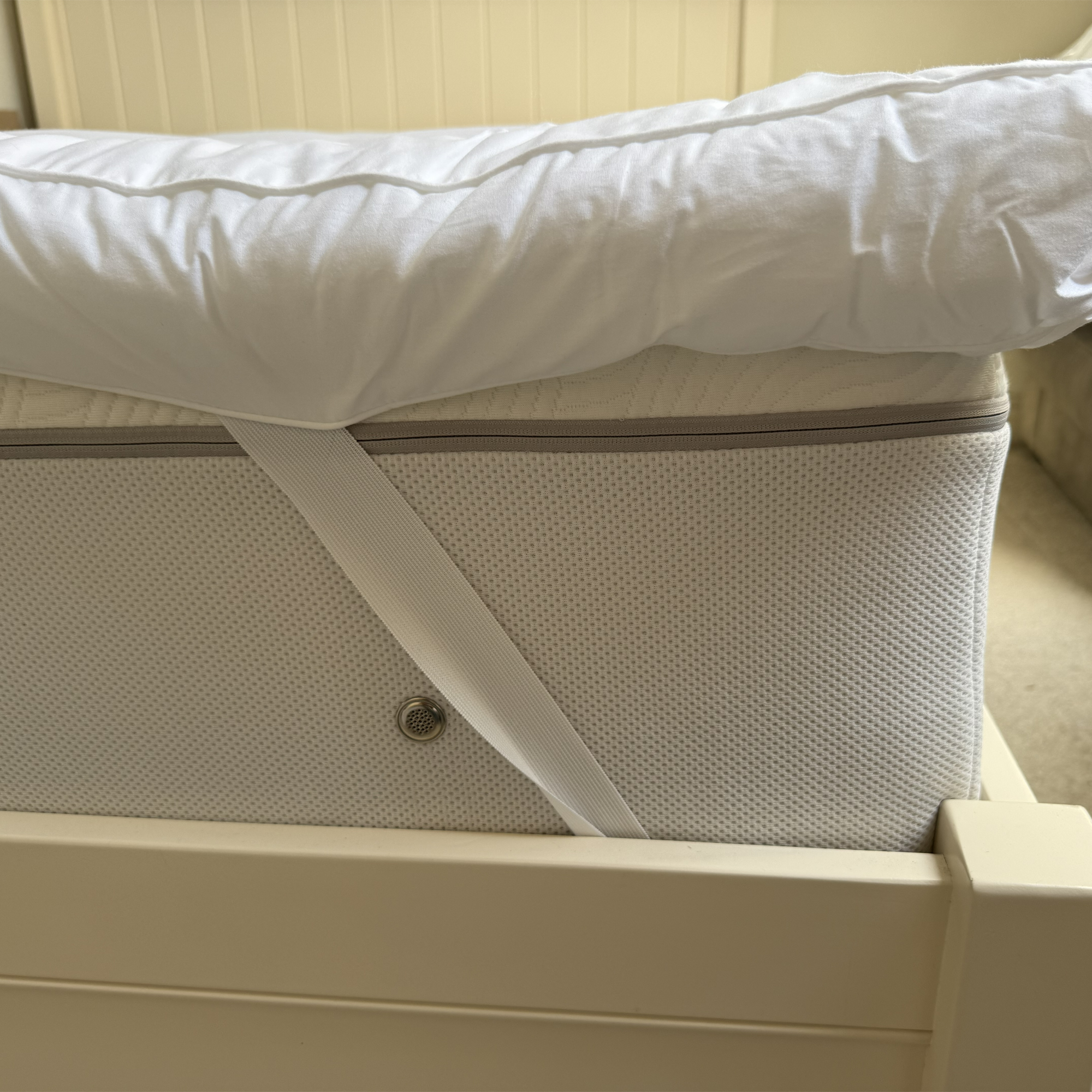 M&amp;amp;S Stay Cool 10cm Depth Mattress Topper being tested at home