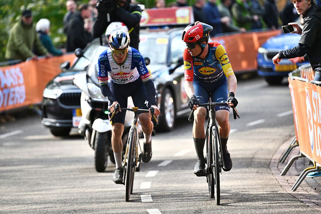 cyclingnews.com - Laura Weislo - Last year I was lucky' - Tables turn on Mattias Skjelmose as he cannot match a fully fit Remco Evenepoel in the Amstel Gold Race