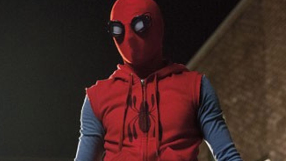spiderman homemade suit (Spiderman Homecoming) .