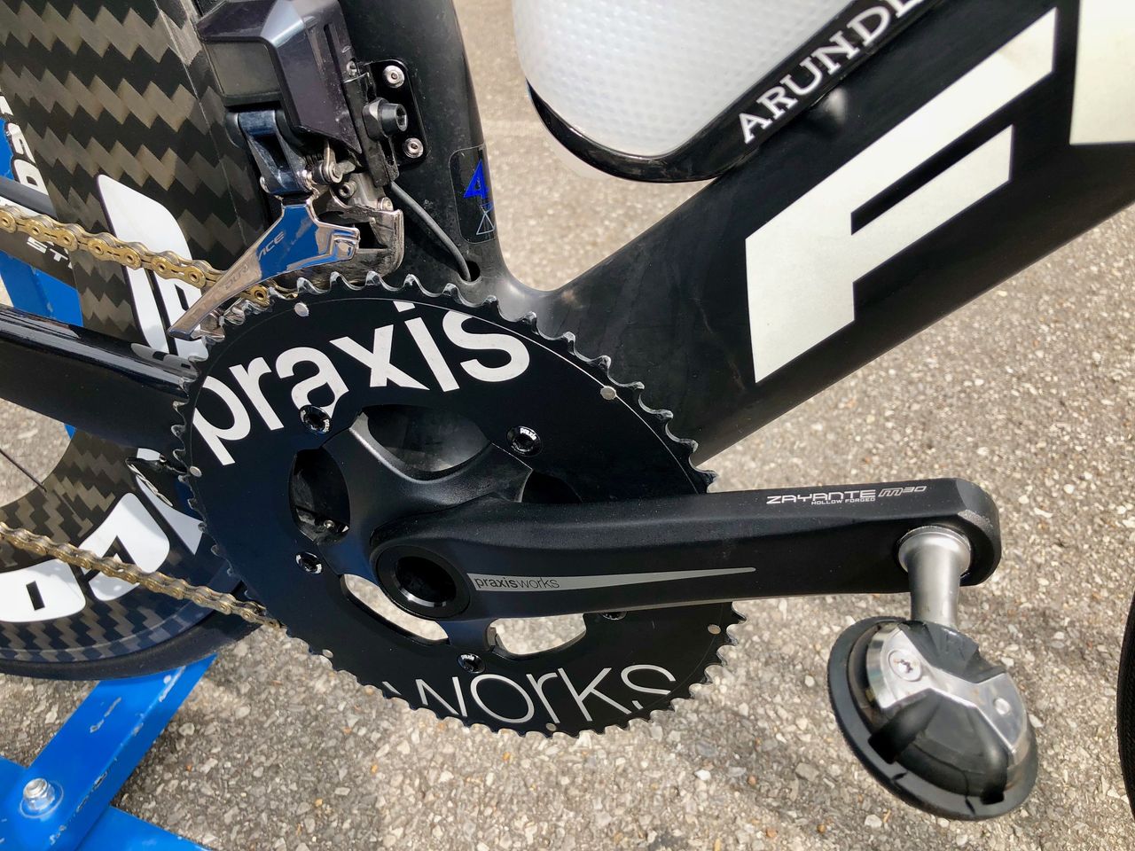 Tibco-Silicon Valley Bank Fuji isn't taping over the logos on their chainrings
