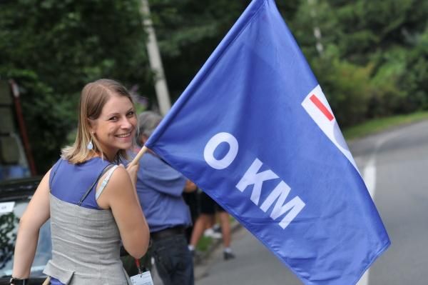 The flag holder for 0km race start.