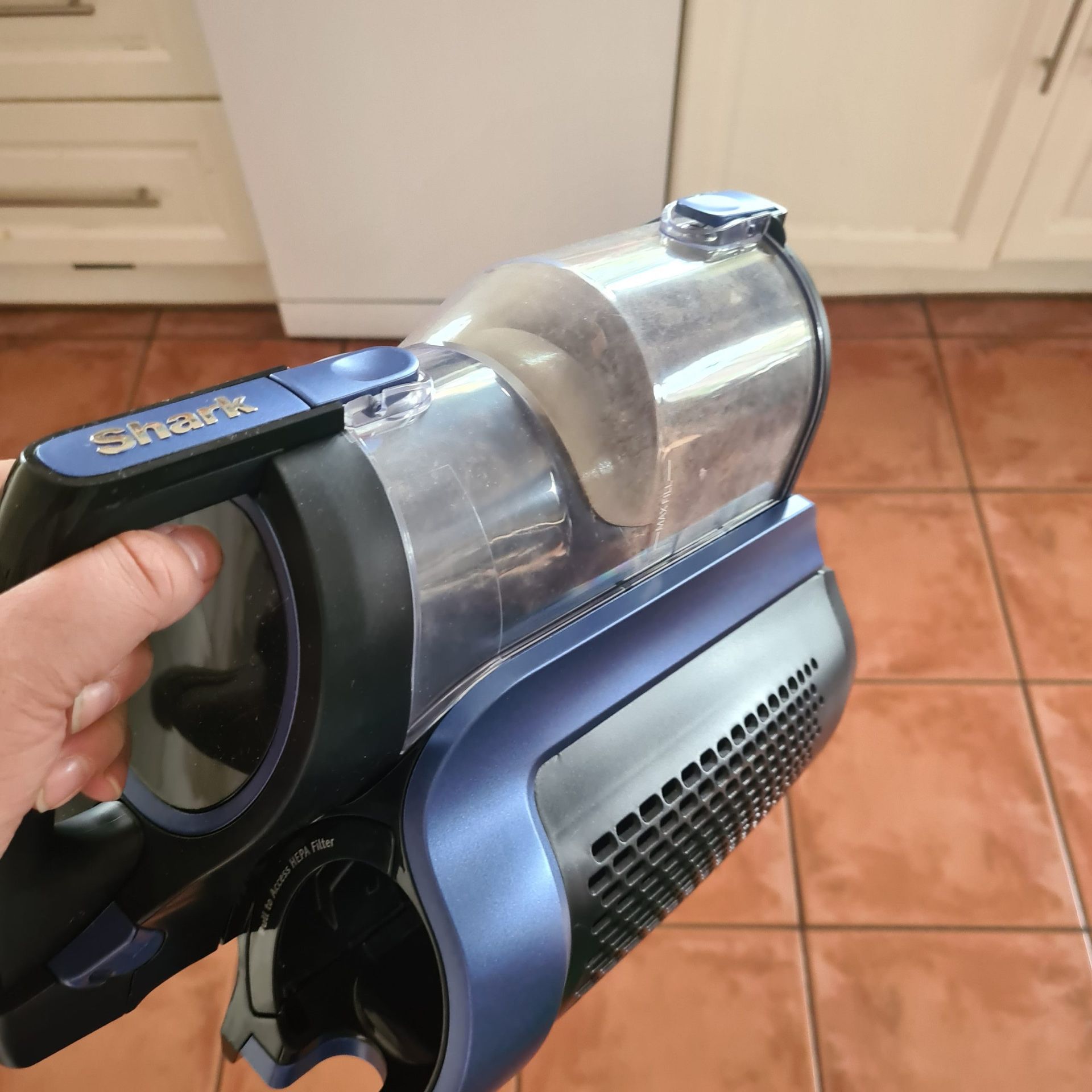 Shark ICZ300UKT Anti Hair Wrap Cordless Upright Vacuum Cleaner Ideal Home