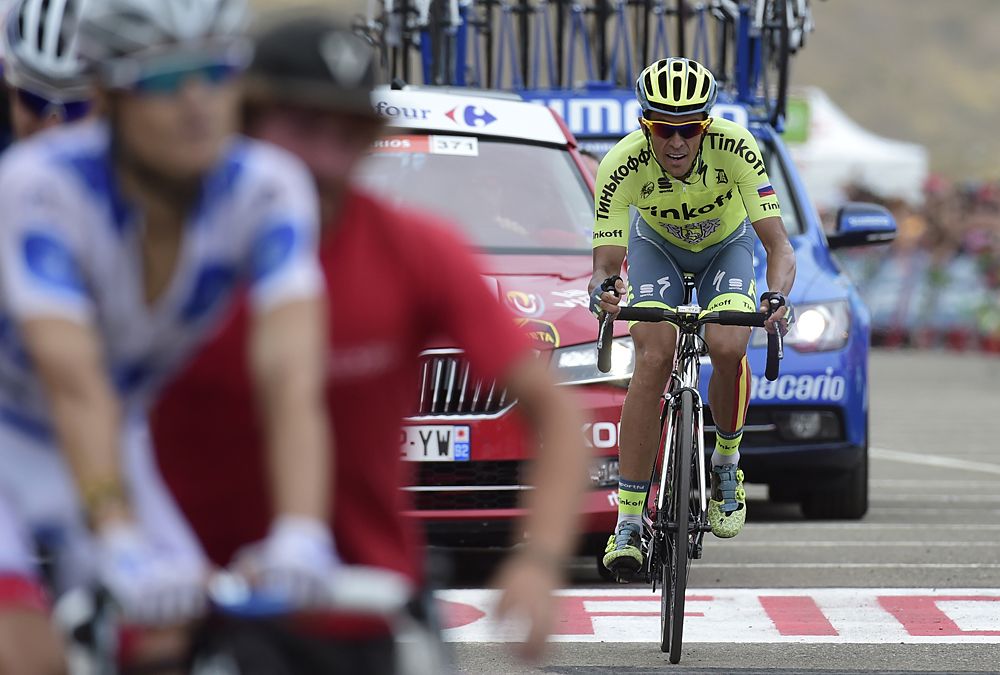 Alberto Contador (Tinkoff) tries topic up more time in the overall classification