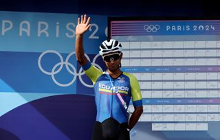 PARIS FRANCE AUGUST 03 Jhonnatan Narvaez of Team Ecuador prior to the Mens Road Race on day eight of the Olympic Games Paris 2024 at trocadero on August 03 2024 in Paris France Photo by Tim de WaeleGetty Images