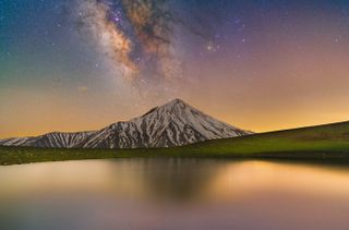 astronomy photographer of the year glory of damavand and milky way