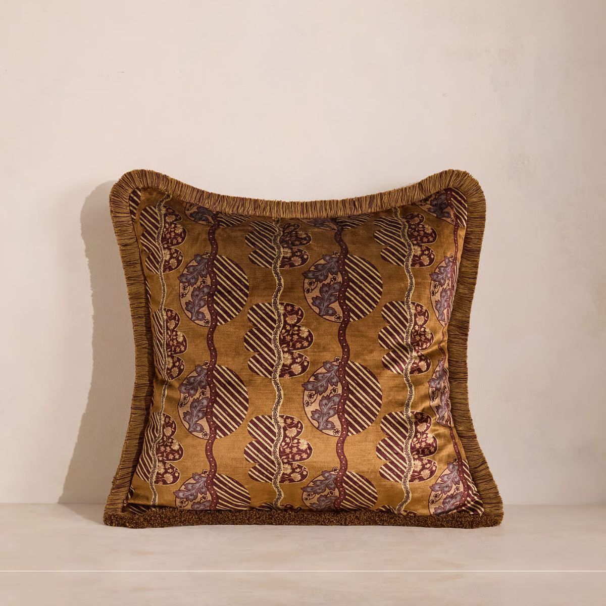 Velvet cushion