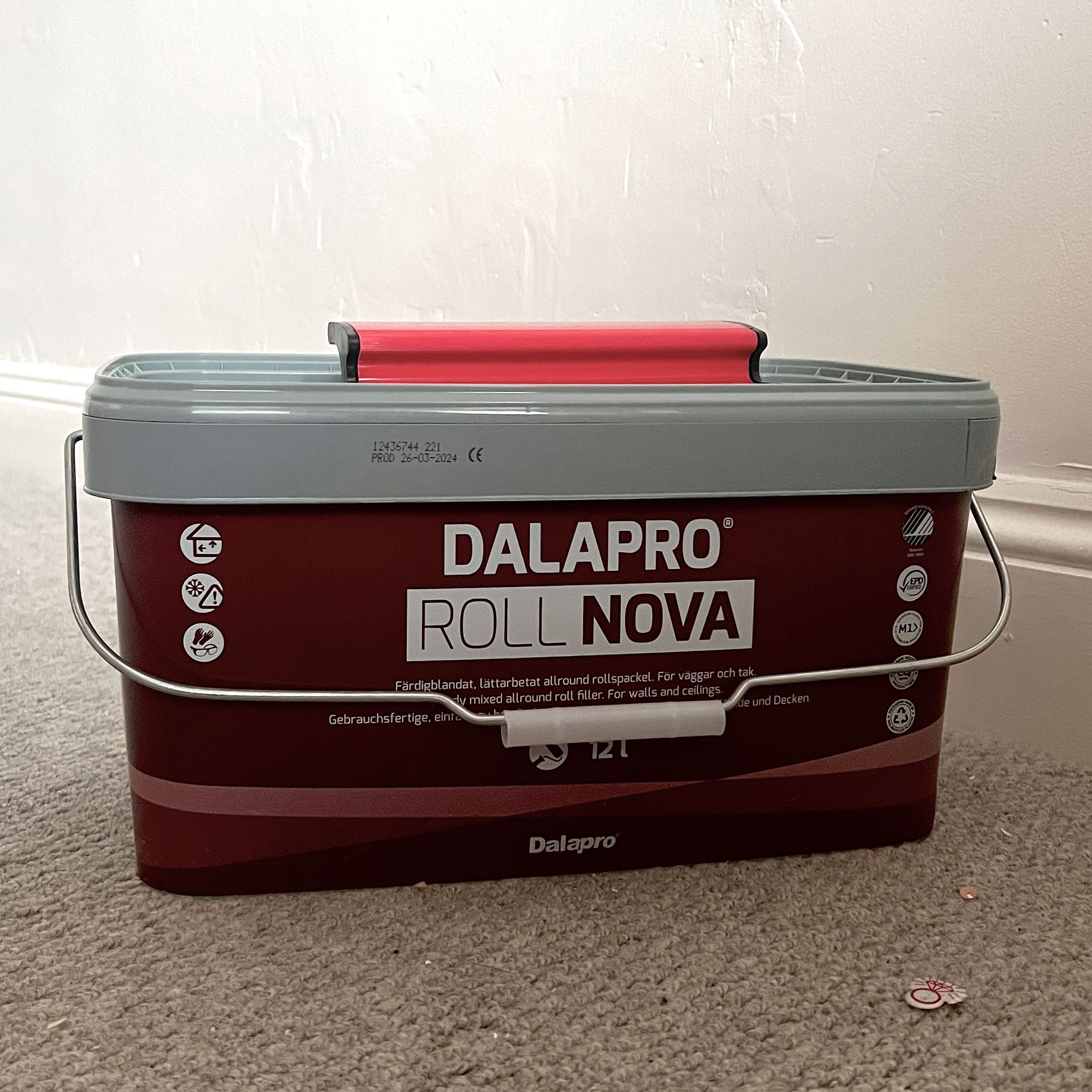 Carton of Dalapro Roll Nova on carpet
