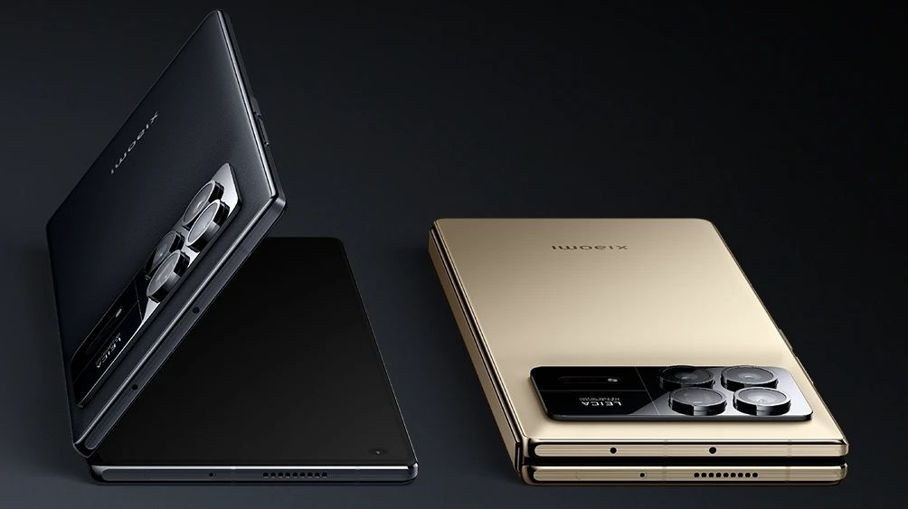 A press render of the Xiaomi Mix Fold 3 both open and closed