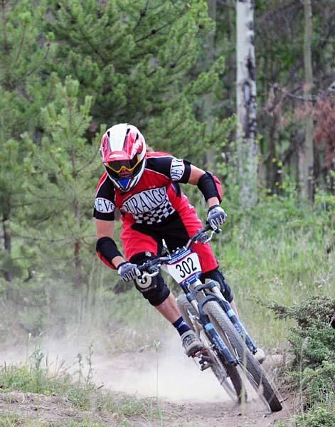 Elke Brutsaert (Durango Devo) corners in first place