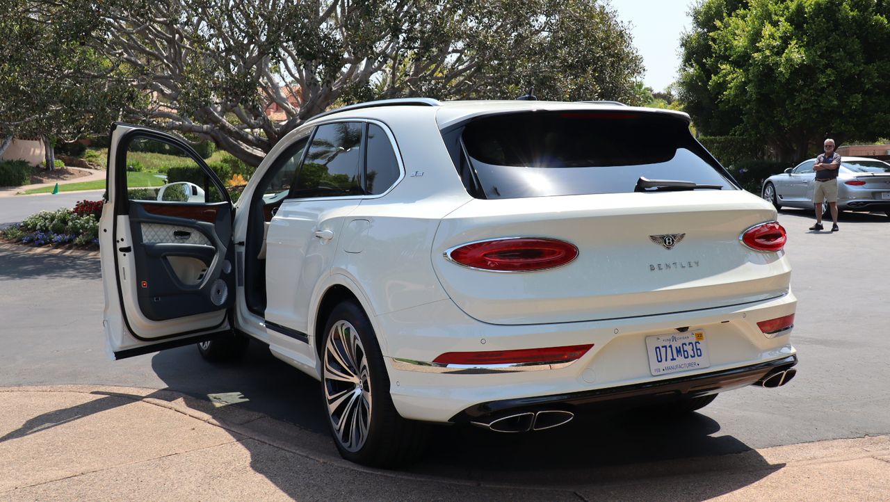 Bentley Bentayga Hybrid