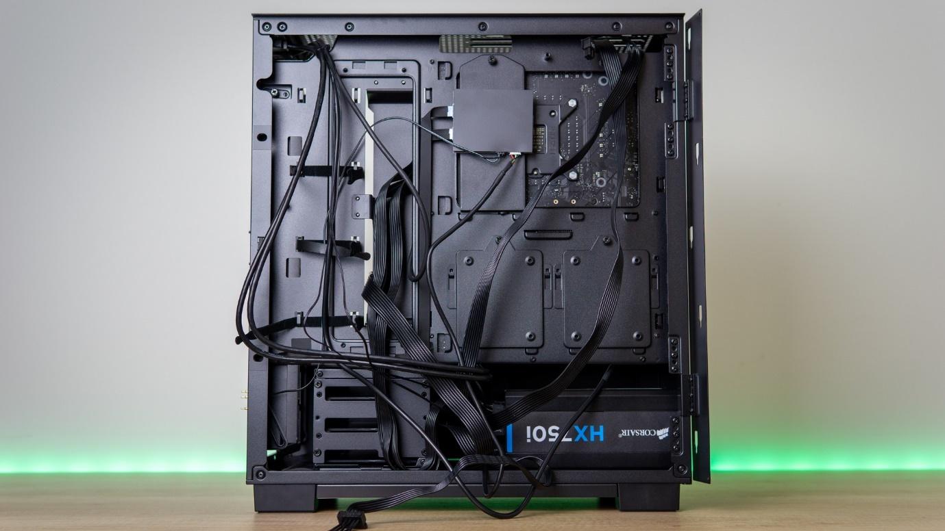 Razer Tomahawk ATX