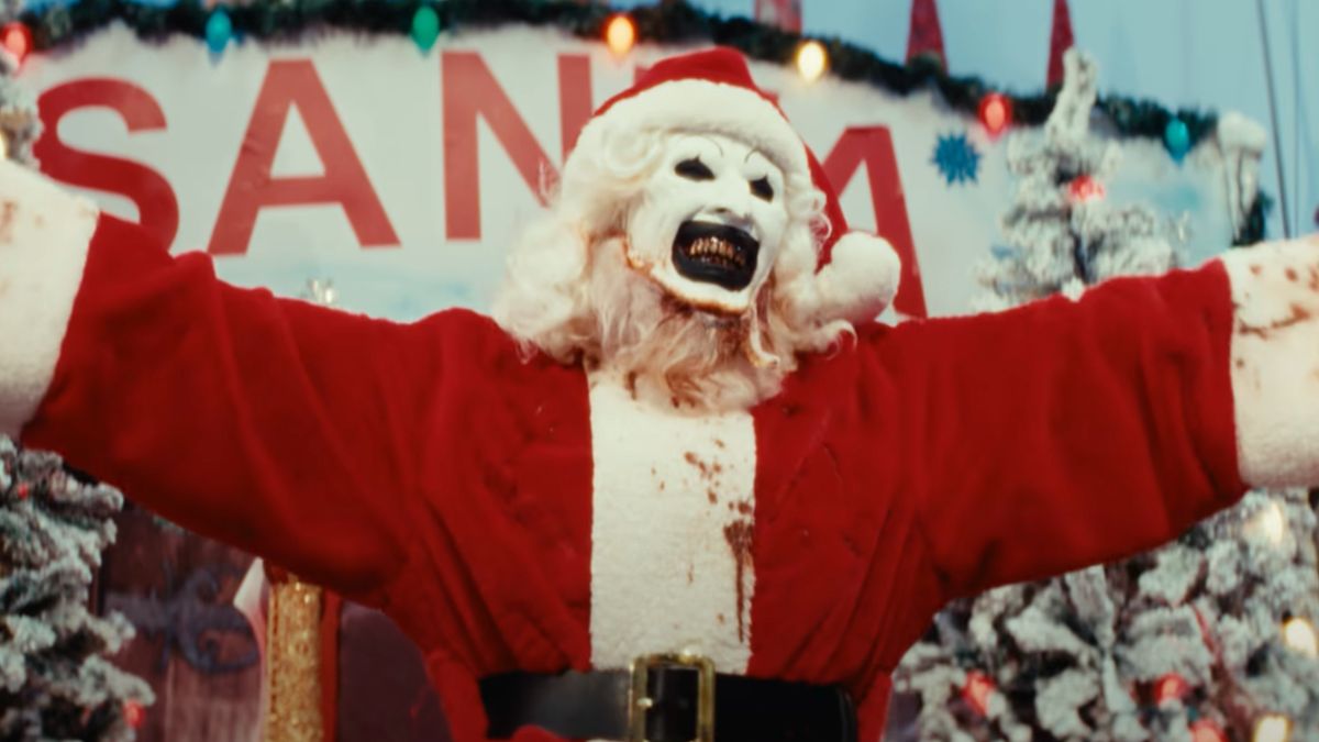 Art The Clown dressed as Santa