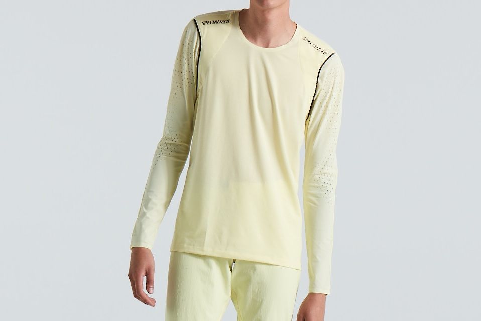 The pastel yellow long-sleeve race jersey