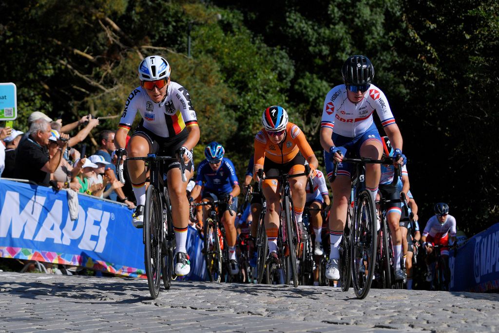 LEUVEN BELGIUM SEPTEMBER 25 LR Lisa Brennauer of Germany Amy Pieters of Netherlands and Pfeiffer Georgi of Great Britain compete during the 94th UCI Road World Championships 2021 Women Elite Road Race a 1577km race from Antwerp to Leuven flanders2021 on September 25 2021 in Leuven Belgium Photo by Luc ClaessenGetty Images