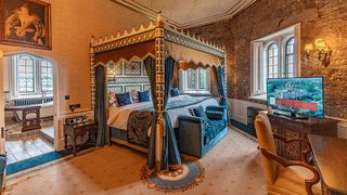 Catherine of Aragon suite at Thornbury Castle