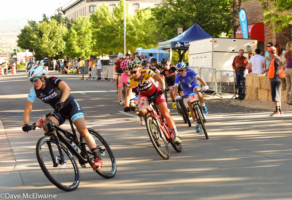 Katie Compton (Trek Factory Team) did not wait long to assert her authority