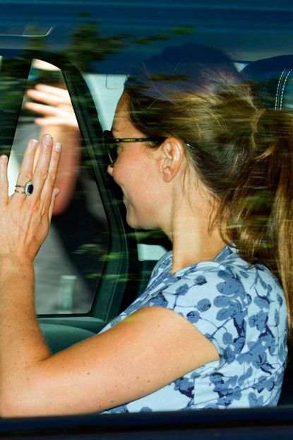 Kate Middleton and Prince William leave Kensington Palace